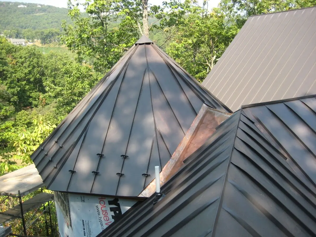 Professional Shingle Replacement & Repair by Craftsman Roofing in Tyrolian Village